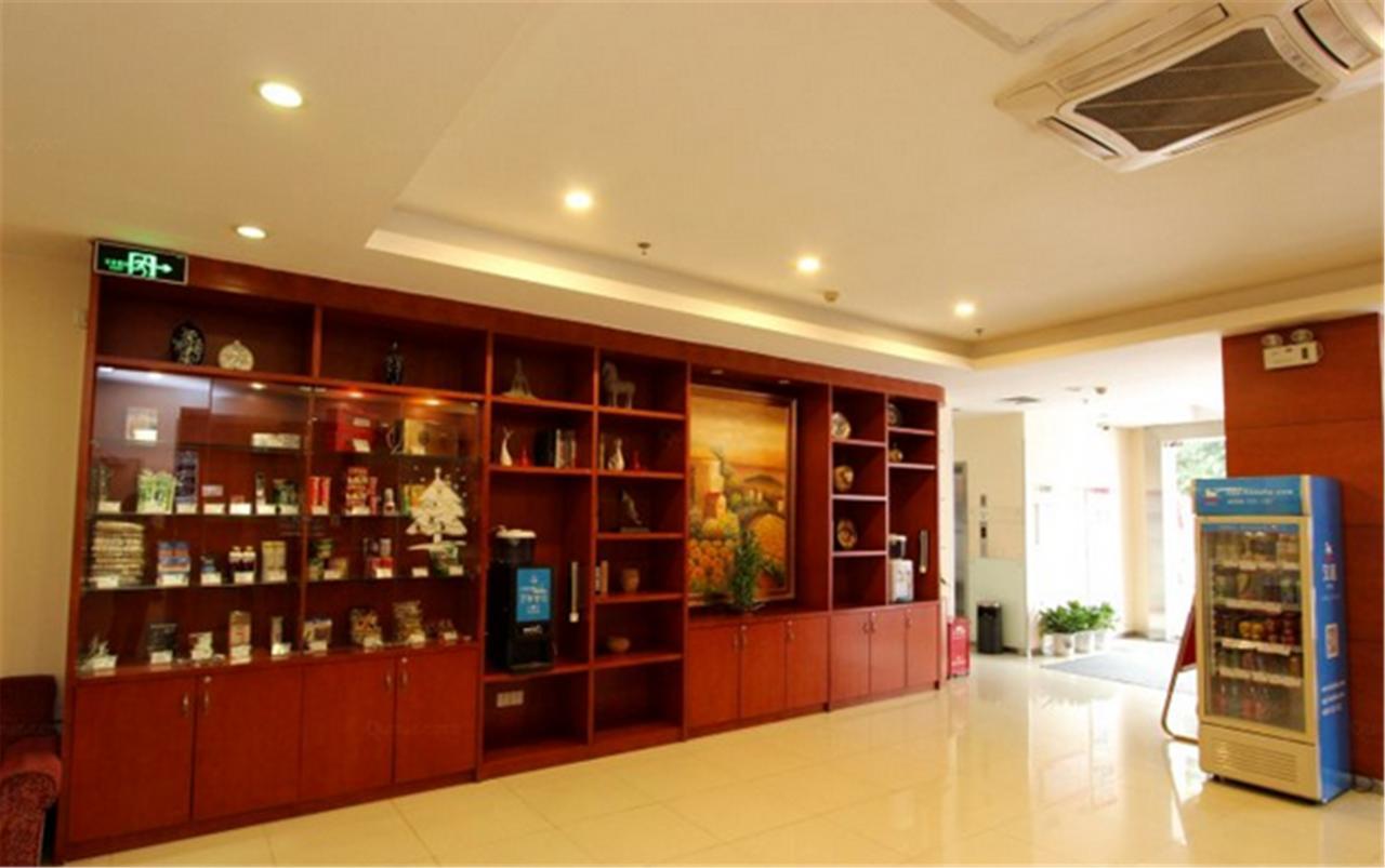 Hanting Express Kunming Yieryi Street Yunnan Normal University Branch Ngoại thất bức ảnh